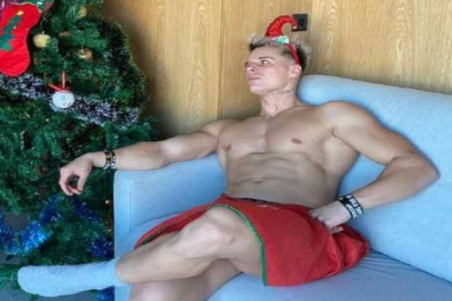 Φίλιππος Αρβανίτης: Οι Οικογενειακές Ιστορίες, το Power of Love, το επίμαχο sex tape και η νέα καριέρα στο πορνό