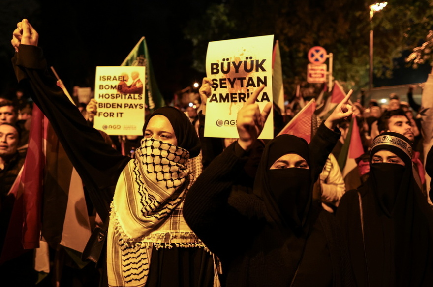 Τουρκία: Νέα διαδήλωση μπροστά στο προξενείο του Ισραήλ στην Κωνσταντινούπολη - Δείτε φωτογραφίες