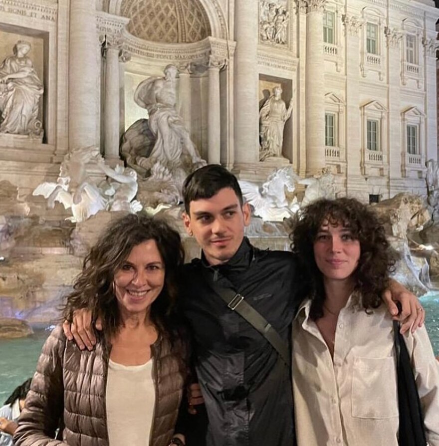 Ελευθερία Αρβανιτάκη: Η σπάνια φωτογραφία με τα παιδιά της 