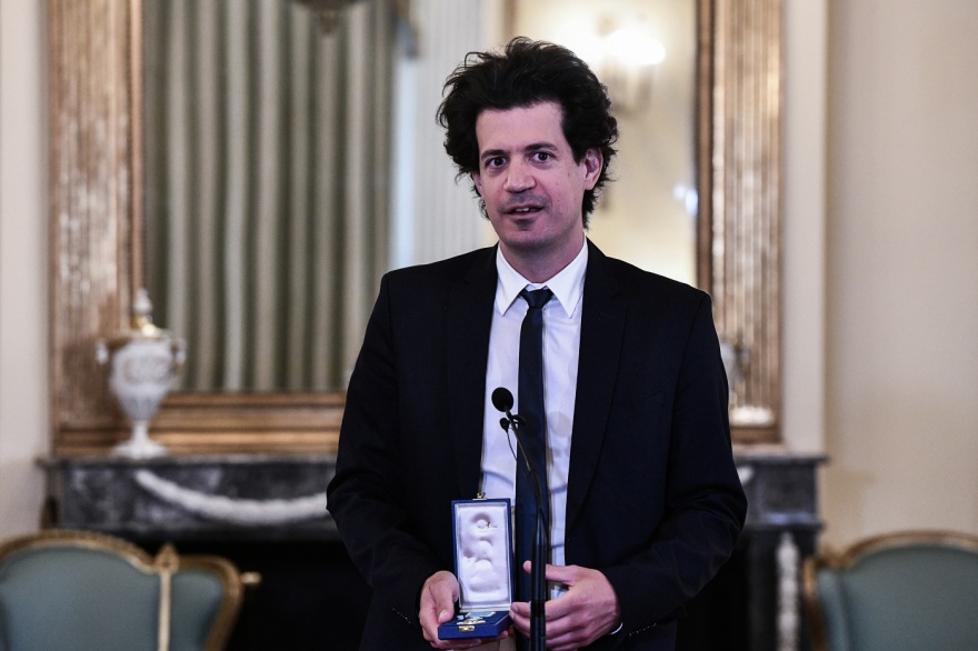 Τεχνητή Νοημοσύνη: Με επικεφαλής τον καθηγητή στο ΜΙΤ, Κωνσταντίνο Δασκαλάκη, η Συμβουλευτική Επιτροπή υπό τον πρωθυπουργό