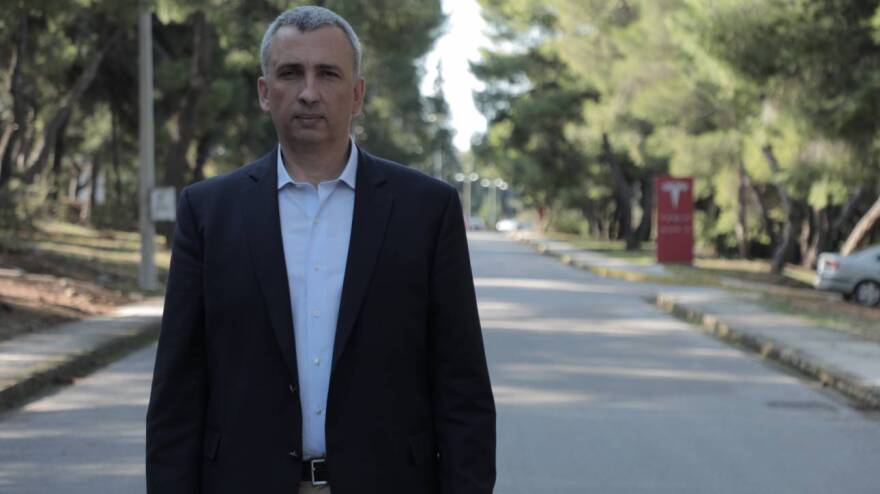 Τεχνητή Νοημοσύνη: Με επικεφαλής τον καθηγητή στο ΜΙΤ, Κωνσταντίνο Δασκαλάκη, η Συμβουλευτική Επιτροπή υπό τον πρωθυπουργό