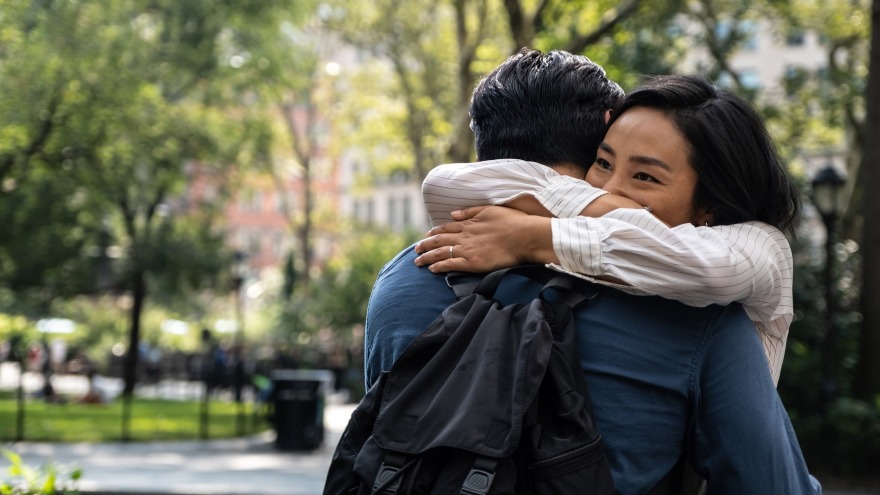 Περασμένες Ζωές: Ένα απέριττο, δυνατό αφήγημα του σύγχρονου έρωτα