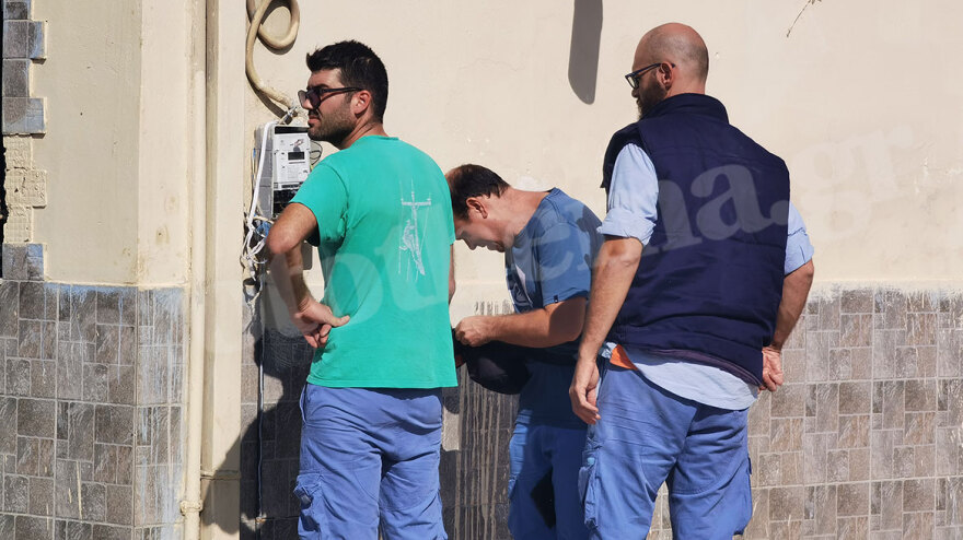 Μεγάλη αστυνομική επιχείρηση για ρευματοκλοπή στον Ασπρόπυργο - Τρεις προσαγωγές