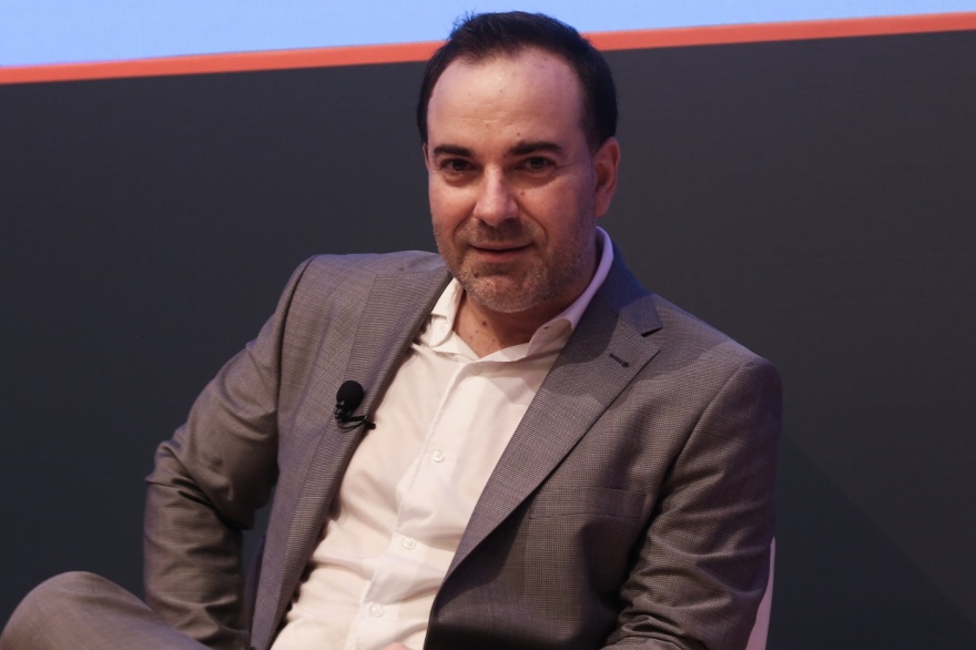 Τεχνητή Νοημοσύνη: Με επικεφαλής τον καθηγητή στο ΜΙΤ, Κωνσταντίνο Δασκαλάκη, η Συμβουλευτική Επιτροπή υπό τον πρωθυπουργό