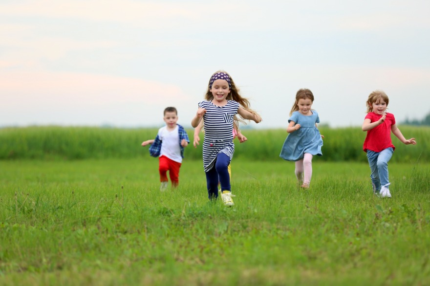 Σημαντική μείωση των γεννήσεων το 2022: Το δημογραφικό ως ένα μεγάλο ελληνικό πρόβλημα