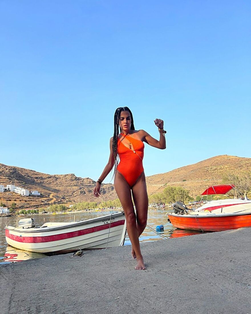 Μαρία Σολωμού: Νοσταλγεί το καλοκαίρι - Οι νέες φωτογραφίες της με μαγιό στο Instagram