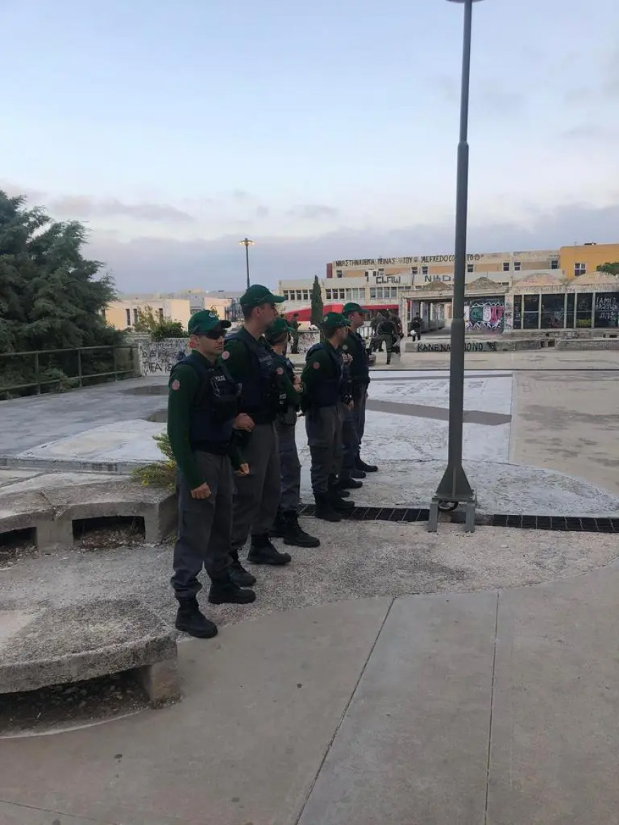 Πολυτεχνείο: Εκκενώθηκε κατάληψη μετά από μεγάλη επιχείρηση της ΕΛ.ΑΣ - Δείτε εικόνες και βίντεο