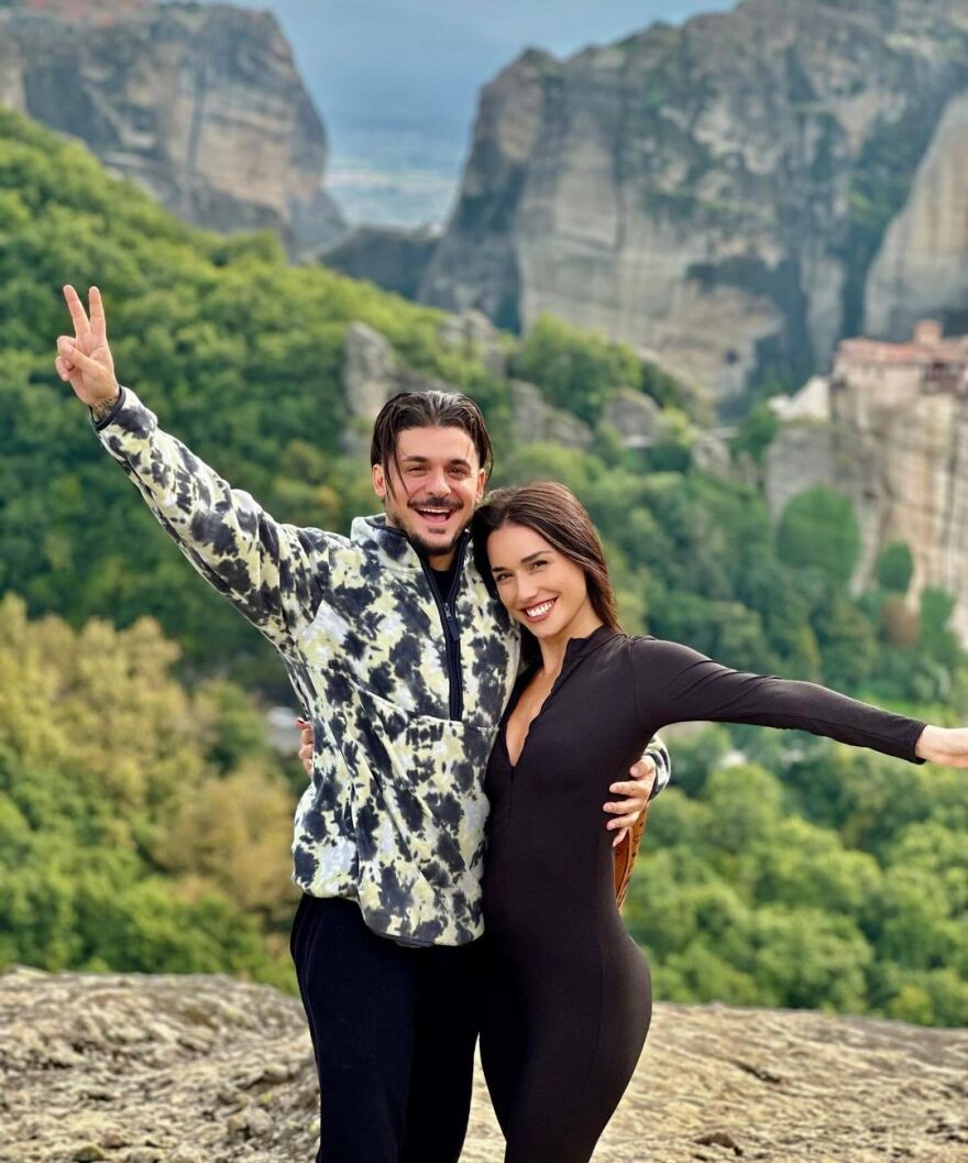 Stan: Ταξίδι με τη Βέρα Σωτηροπούλου, λίγο καιρό μετά τον γάμο τους