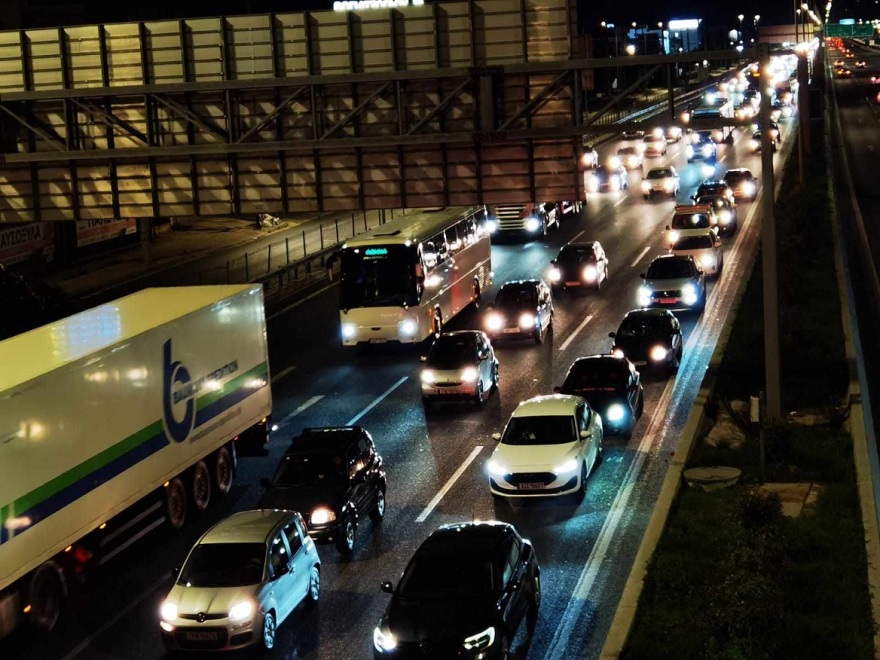 Κίνηση τώρα: Δίωρο χάος στον Κηφισό εξαιτίας τριών τροχαίων