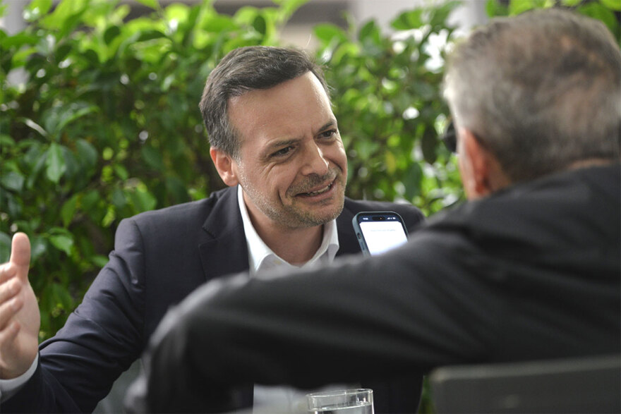 Ο Χάρης Δούκας στον Δανίκα: Πριν το debate δεν με αναγνώριζαν ούτε οι ταξιτζήδες