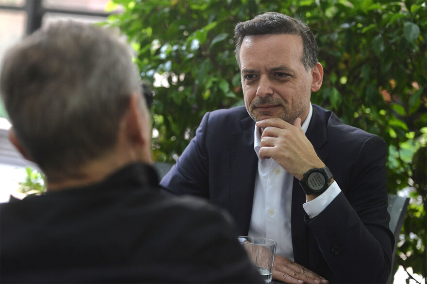 Ο Χάρης Δούκας στον Δανίκα: Πριν το debate δεν με αναγνώριζαν ούτε οι ταξιτζήδες