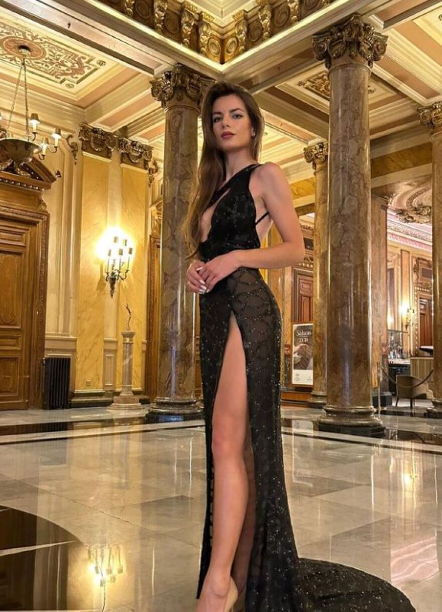 Στεφάνσκι: Ο διαιτητής του Μαρσέιγ - ΑΕΚ είναι ζευγάρι με την πιο σέξι ρέφερι στον κόσμο και λατρεύουν την Ελλάδα 