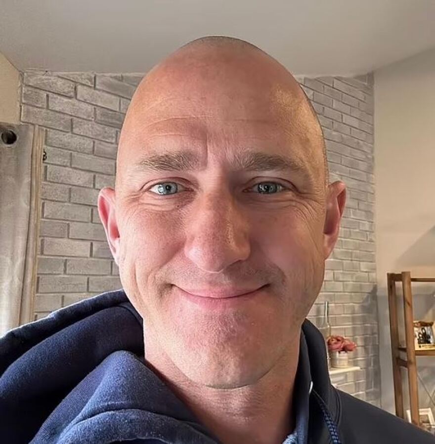 Alaska Airlines: Ποιος είναι ο πιλότος που προσπάθησε να ρίξει το αεροσκάφος - «Κατέρρευσε ψυχικά»