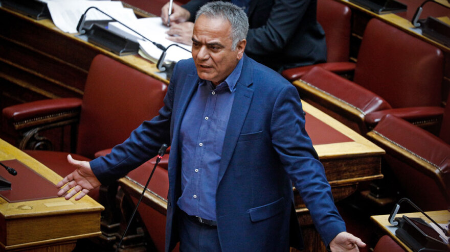 Ο Κασσελάκης πάει πίσω τις διαγραφές επειδή δεν του βγαίνουν