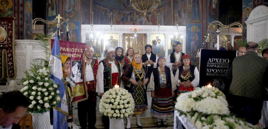 Χρόνης Αηδονίδης: Τελευταίο αντίο με παραδοσιακές θρακιώτικες μελωδίες