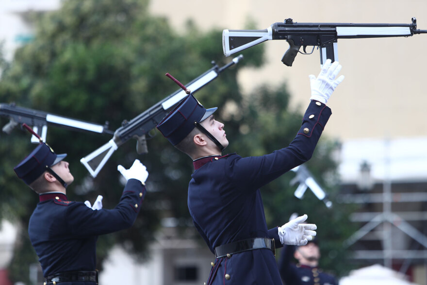 Θεσσαλονίκη: «Μάγεψαν» οι μπάντες των Ενόπλων Δυνάμεων και οι σπουδαστές της ΣΣΑΣ (βίντεο και φωτογραφίες)
