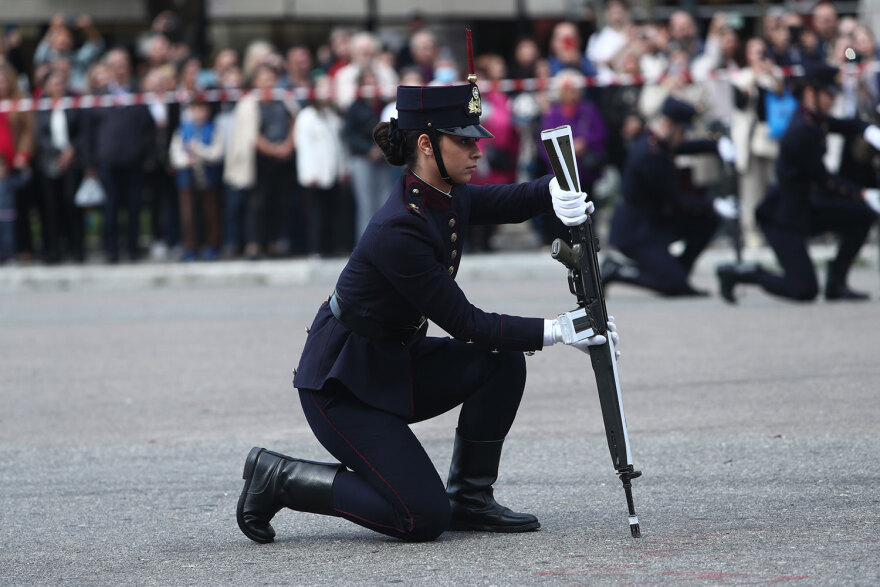 Θεσσαλονίκη: «Μάγεψαν» οι μπάντες των Ενόπλων Δυνάμεων και οι σπουδαστές της ΣΣΑΣ (βίντεο και φωτογραφίες)