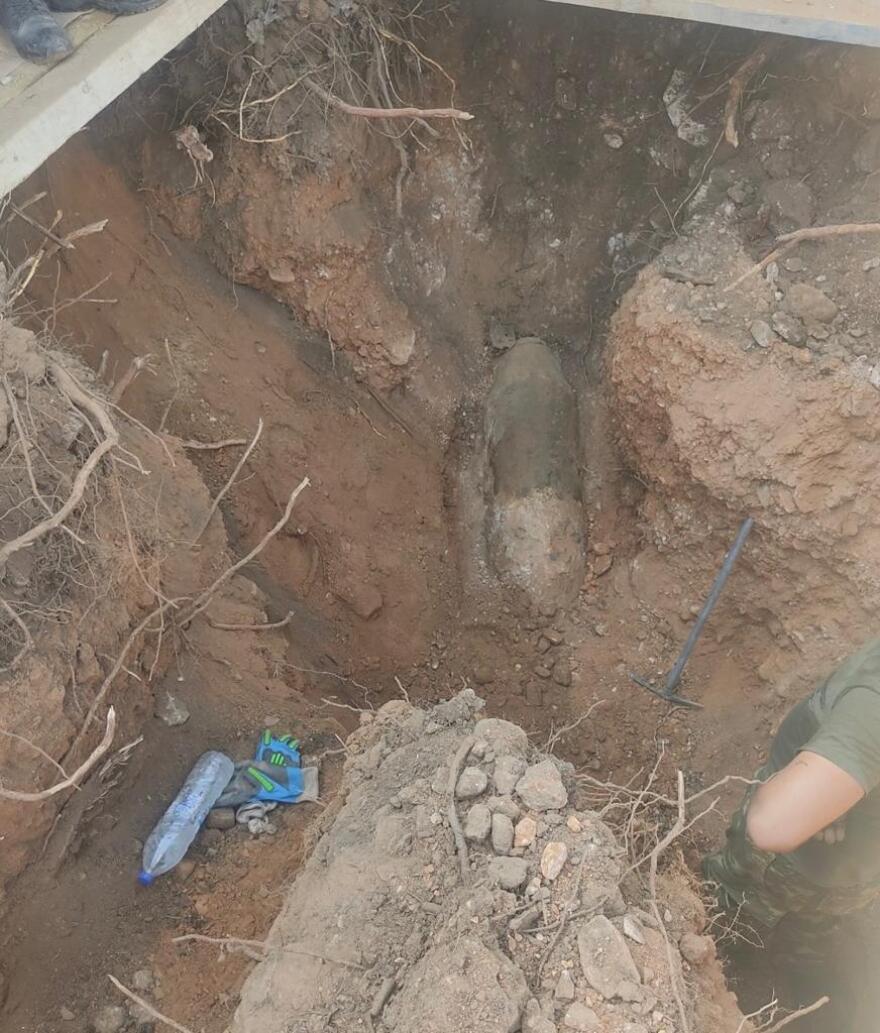 Λεωφόρος Ποσειδώνος: Η στιγμή της εξουδετέρωσης της βόμβας του Β΄ Παγκοσμίου Πολέμου