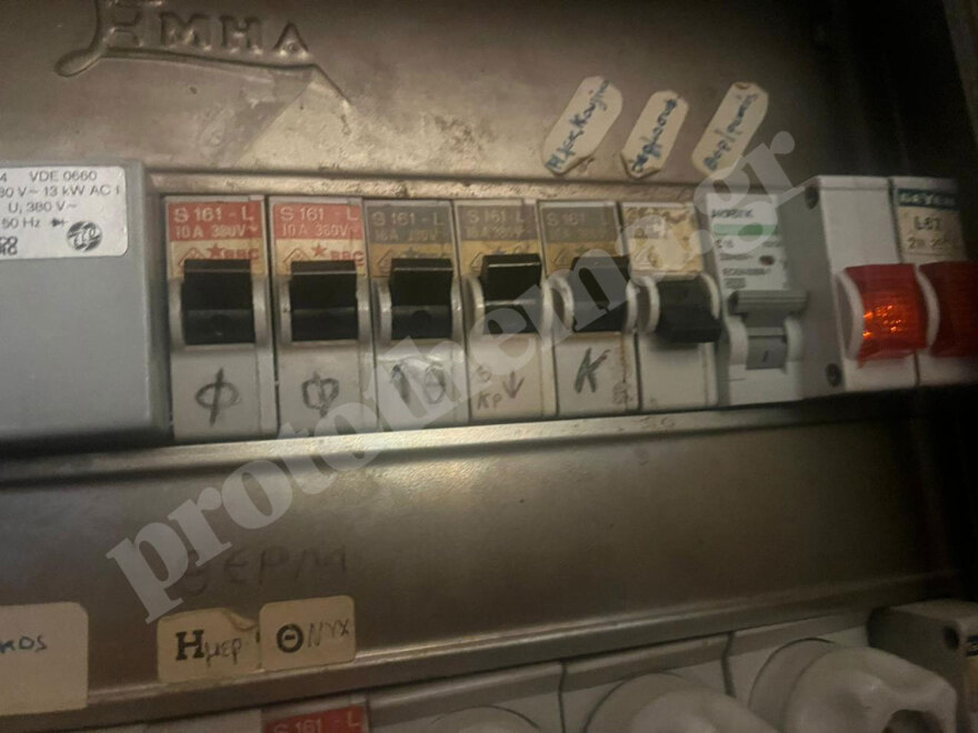 Θεσσαλονίκη: Φωτογραφίες από το μπάνιο που βρέθηκε νεκρή η 24χρονη που πέθανε από ηλεκτροπληξία