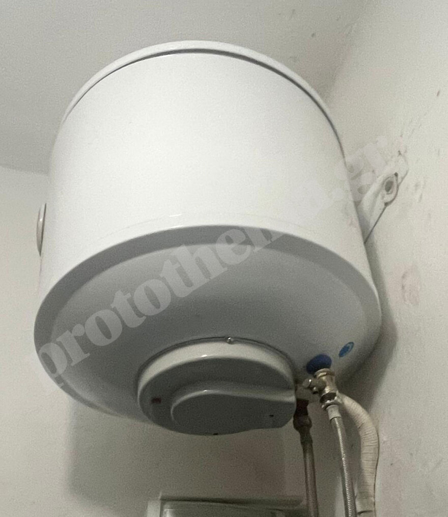 Θεσσαλονίκη: Φωτογραφίες από το μπάνιο που βρέθηκε νεκρή η 24χρονη που πέθανε από ηλεκτροπληξία