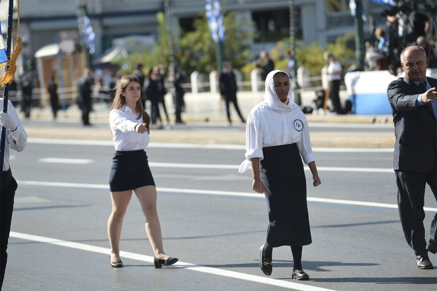 28η Οκτωβρίου: Η μαθητική παρέλαση στην Αθήνα σε εικόνες