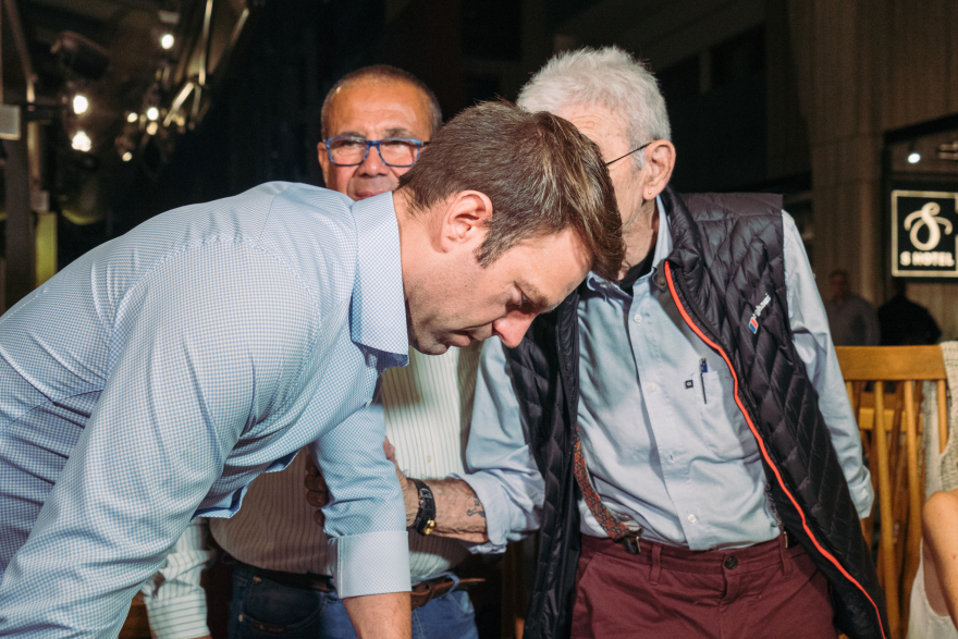 Κασσελάκης: Η συνάντηση με τον Γιάννη Μπουτάρη - Επαφές με νέους επιχειρηματίες και ανθρώπους του πολιτισμού