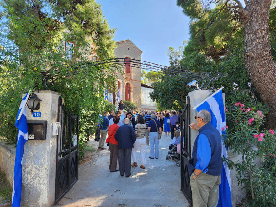 Επέτειος 28ης Οκτωβρίου 1940 - Κοσμοσυρροή στην οικία Μεταξά, εκεί που ακούστηκε το ιστορικό «Όχι» - Δείτε φωτογραφίες