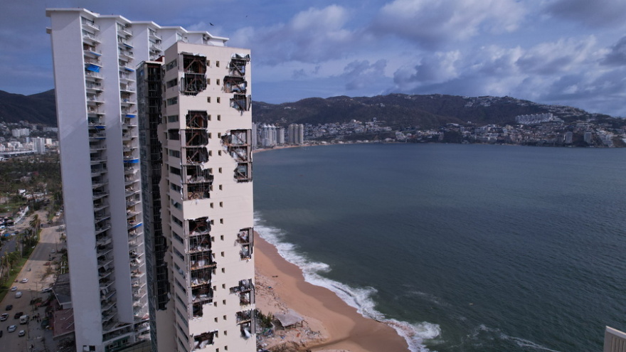 Μεξικό: Στους 39 αυξήθηκαν οι νεκροί εξαιτίας του τυφώνα Ότις στην Ακαπούλκο 