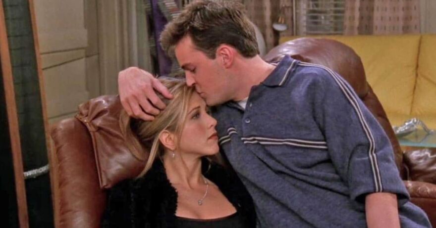 Μάθιου Πέρι: Ο ανεκπλήρωτος έρωτάς του για την Τζένιφερ Άνιστον, το «ευχαριστώ» και η αμήχανη στιγμή - «Ξέρουμε ότι πίνεις»