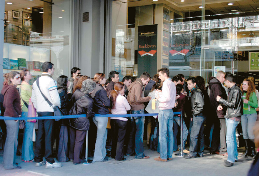 Εκδόσεις Ελευθερουδάκη: Το δράμα μιας οικογένειας και ενός ιστορικού βιβλιοπωλείου