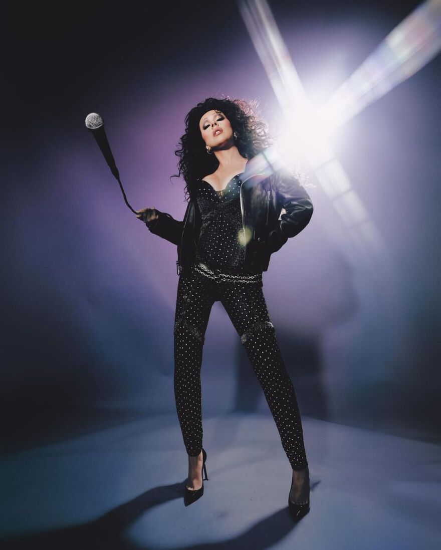 Κριστίνα Αγκιλέρα: Ντύθηκε «σέξι Σερ» για το Χάλογουιν - Δείτε βίντεο και φωτογραφίες