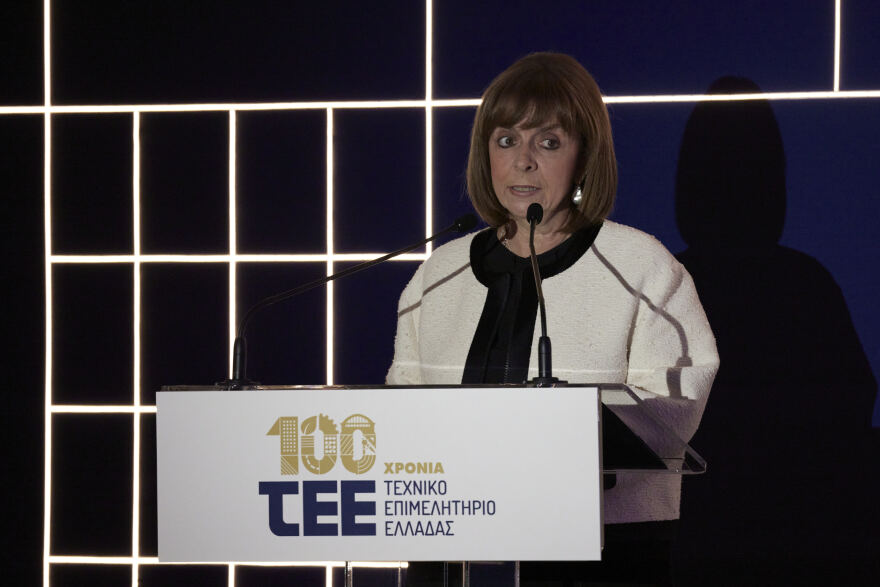 Μητσοτάκης στην εκδήλωση για τα 100 χρόνια ΤΕΕ: Προωθούμε τρεις τομές σε συνεργασία με τον τεχνικό κόσμο