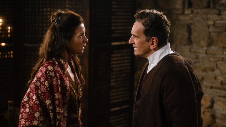 Η Μάγισσα: Η Πολυξένη ξεσκεπάζει τη Θεοφανώ και τον Φρίξο στον Βρώτσο 