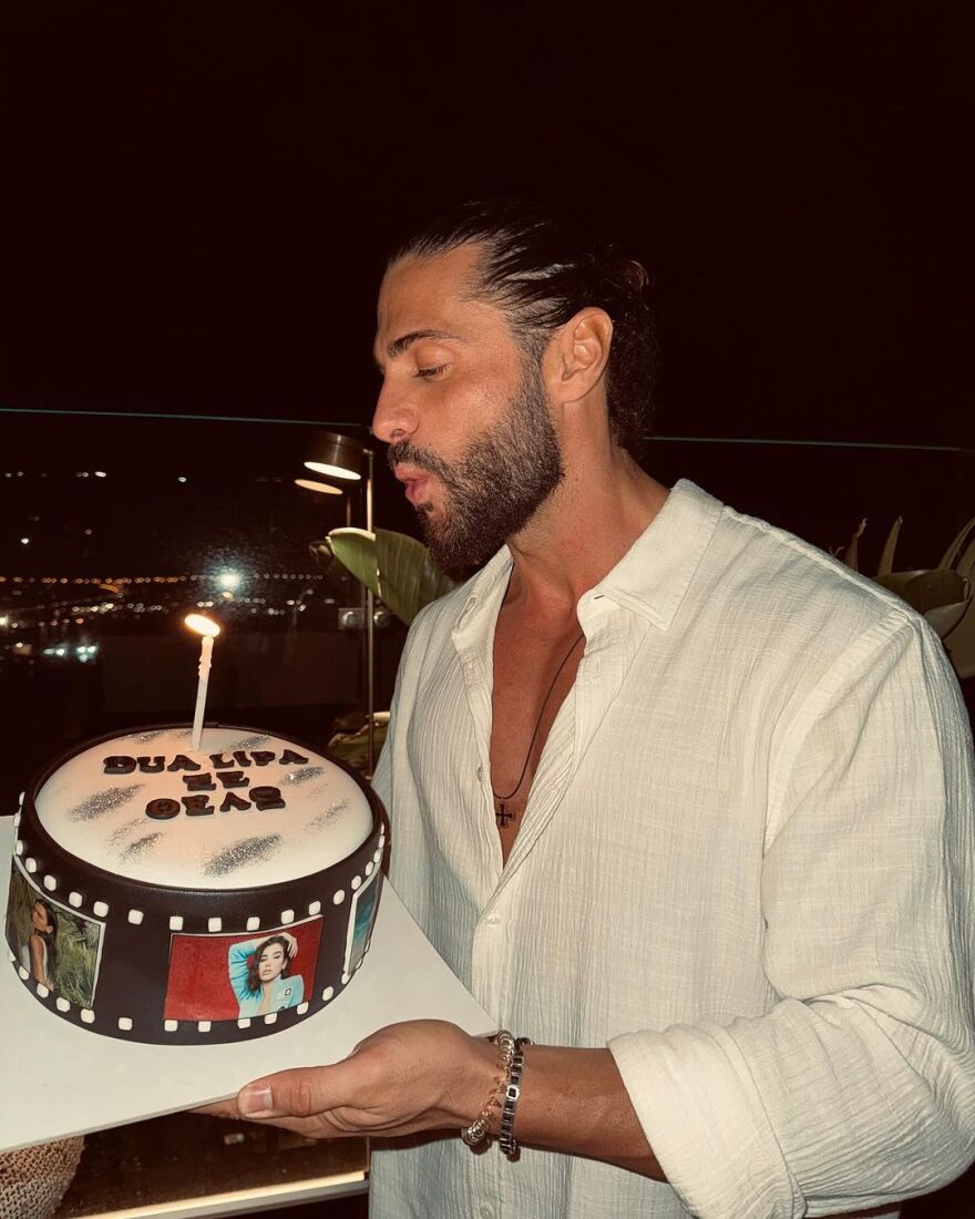 Κωνσταντίνος Βασάλος: Γιόρτασε τα γενέθλιά του με τούρτα «Ντούα Λίπα»