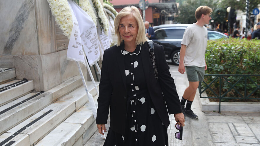 Πέτρος Θέμελης: Συγκίνηση στο τελευταίο αντίο στον σπουδαίο αρχαιολόγο