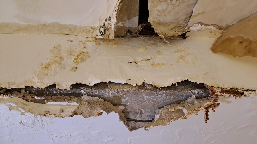 Εισαγγελική έρευνα για τα ράφια με δικογραφίες που κατέρρευσαν στο Εφετείο Αθηνών και τραυμάτισαν δύο άτομα