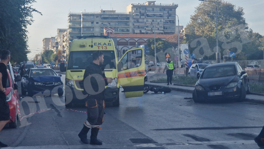 Θεσσαλονίκη: Αστικό λεωφορείο παρέσυρε μηχανάκι και αυτοκίνητα - Μία γυναίκα νεκρή