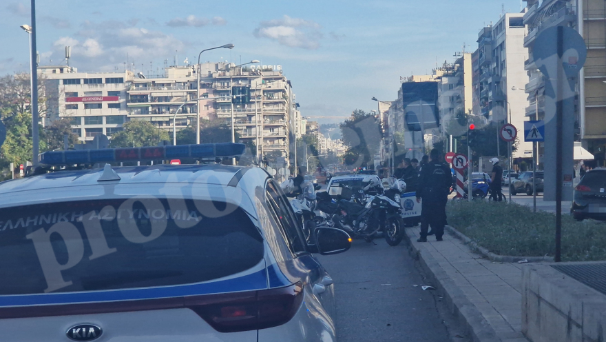 Θεσσαλονίκη: Αστικό λεωφορείο παρέσυρε μηχανάκι και αυτοκίνητα - Μία γυναίκα νεκρή