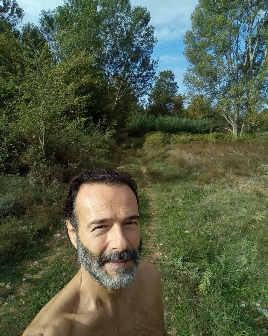 Θανάσης Ευθυμιάδης: Έχω καθαρό νερό και ελάχιστα χρήματα στην τσέπη, ανήκω στο τυχερό 25% των ανθρώπων