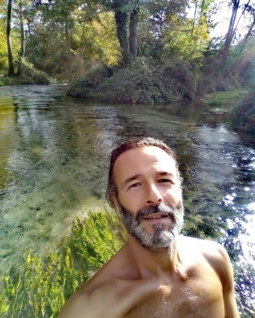 Θανάσης Ευθυμιάδης: Έχω καθαρό νερό και ελάχιστα χρήματα στην τσέπη, ανήκω στο τυχερό 25% των ανθρώπων