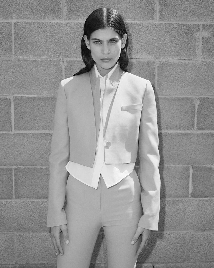 Ανθή Φακιδάρη: Έλαμψε στην πασαρέλα της Victoria's Secret - Ποιος είναι ο πρώτος «άγγελος» από την Ελλάδα