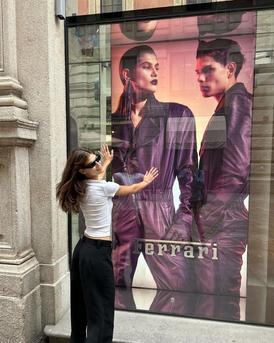 Ανθή Φακιδάρη: Έλαμψε στην πασαρέλα της Victoria's Secret - Ποιος είναι ο πρώτος «άγγελος» από την Ελλάδα