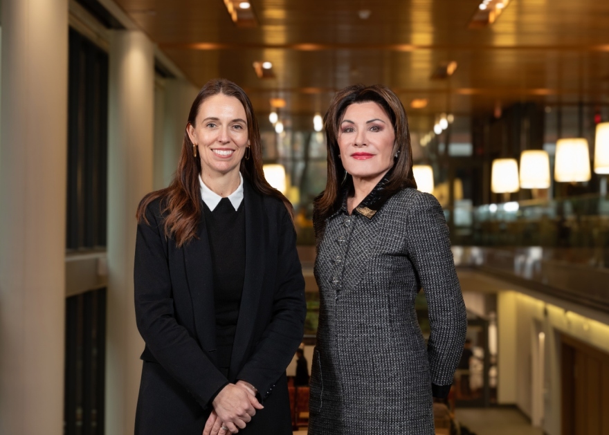 Γιάννα Αγγελοπούλου: Υποδέχθηκε την Τζασίντα Άρντερν στο πρόγραμμα Angelopoulos Global Public Leaders του Harvard Kennedy School