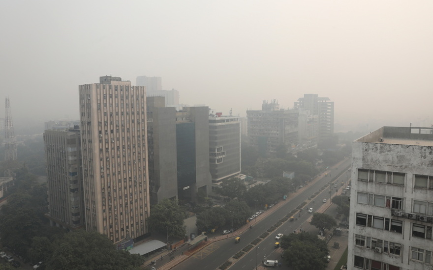 Ινδία: 100 φορές πάνω από τα όρια του ΠΟΥ η ατμοσφαιρική ρύπανση στο Δελχί