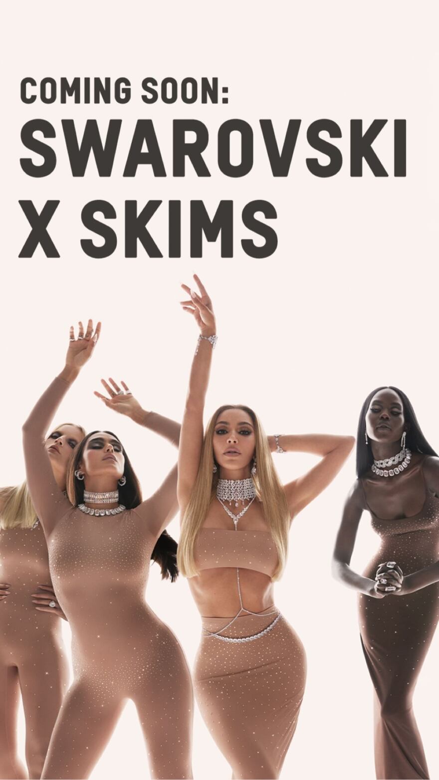 Κιμ Καρντάσιαν: Η νέα λαμπερή σειρά εσωρούχων που θύμισε... Μπρίτνεϊ Σπίαρς