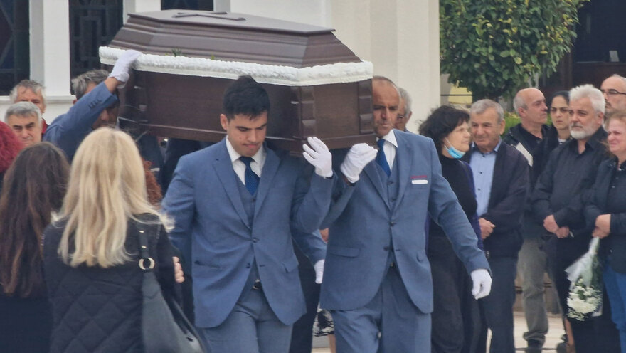 Συγκλόνισε η μητέρα της 40χρονης που σκοτώθηκε στο τροχαίο με λεωφορείο του ΟΑΣΘ: «Μη φεύγεις αγάπη μου, γύρνα σπίτι»