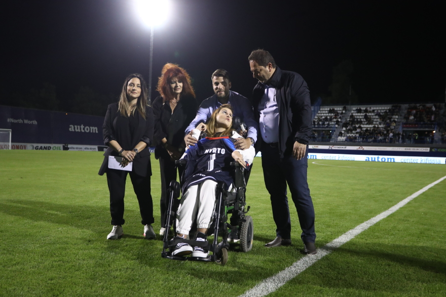  Στην Καισαριανή για το Κηφισιά - ΑΕΚ η Μυρτώ - «Δίπλα» της η ομάδα των βορείων προαστίων  - Βίντεο, φωτογραφίες 