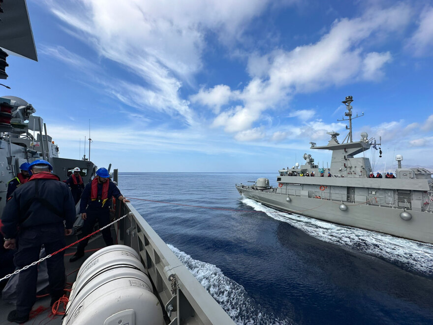 Φρεγάτες, υποβρύχια και αεροσκάφη στην επιχειρησιακή εκπαίδευση του Πολεμικού Ναυτικού στο Μυρτώο Πέλαγος