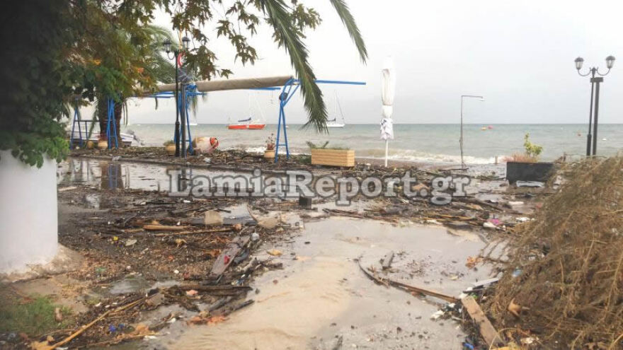 Κακοκαιρία: Αναποδογύρισαν αυτοκίνητα στην Ξάνθη - Ανεμοστρόβιλος στην Ολυμπιάδα Χαλκιδικής 