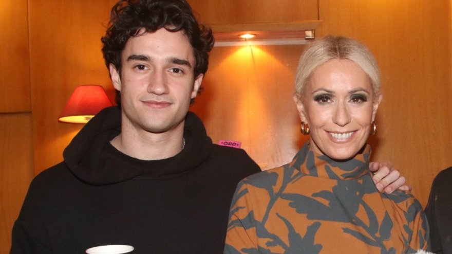 Μπακοδήμου: Είμαι η πιο περιζήτητη πεθερά της Ελλάδας, μου στέλνουν τα κορίτσια «θέλω όποιον απ΄ τους δύο να' ναι»